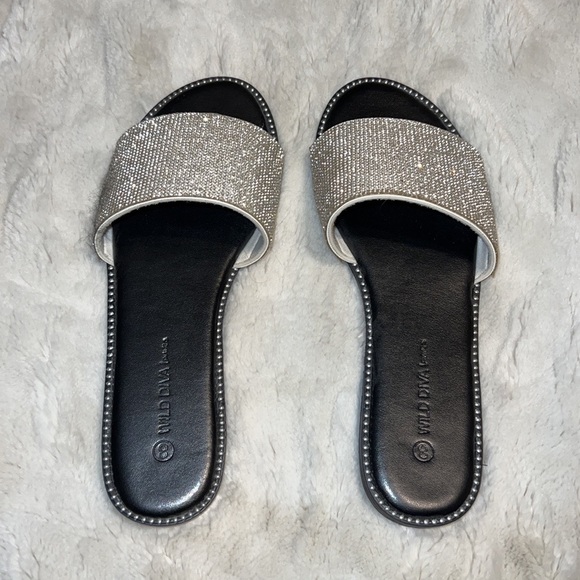 Black Rhinestone Slides - Picture 3 of 3